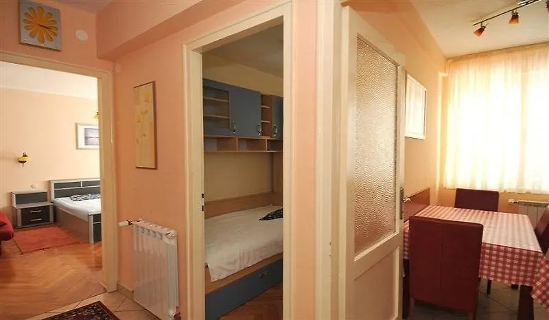 Apartment Apartman-Studio Adriana 3