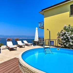 Laurus-3 By Interhome Apartament
